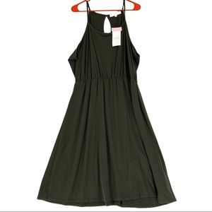 Regna Bohemian Chic & Casual Plus Size Sleeveless Midi Dress Green Size 3XL.